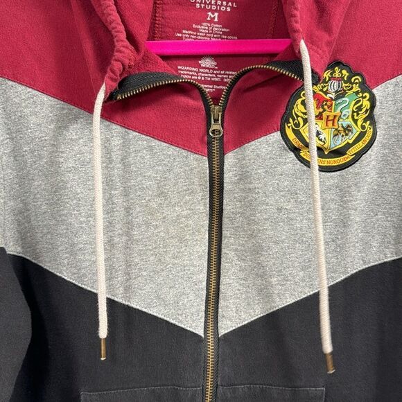 Wizarding World Of Harry Potter Hogwarts Crest Hooded Fleece Zip Sweatshirt - Picture 8 of 14